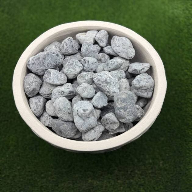Grey Pebbles (3-4cm) 20kg Bag