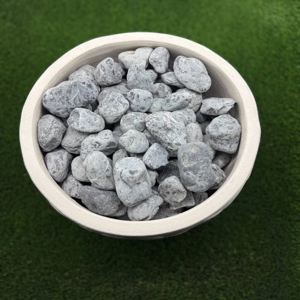 Grey Pebbles (3-4cm) 20kg Bag