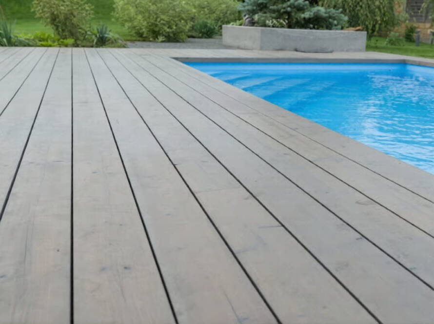 How to Choose the Best Composite Decking Boards for Your Outdoor Space