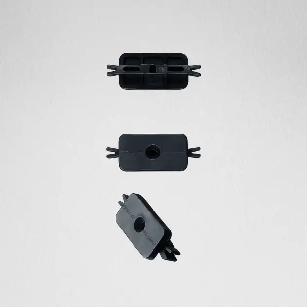 PROD009 5mm Plastic Clips & Screws