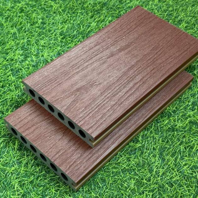 BDD05 Composite Decking (Redwood) Co Extrusion – 138x23x5400